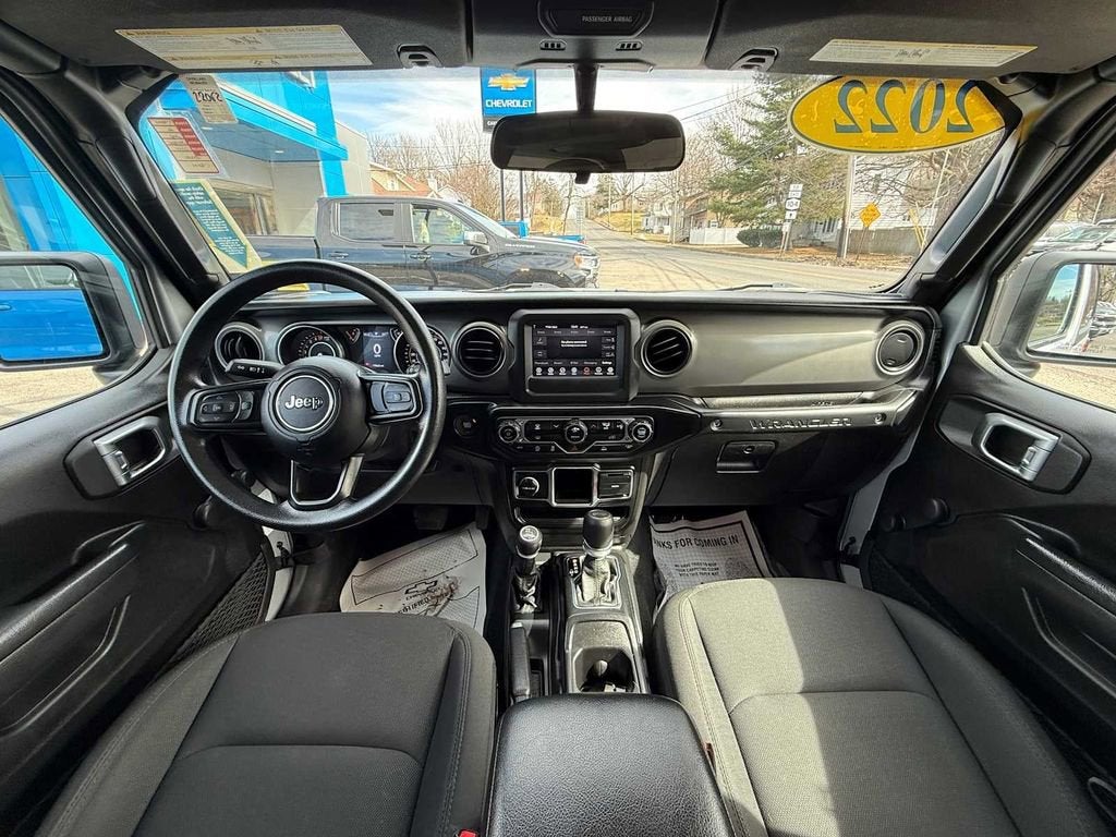 2022 Jeep Wrangler Sport