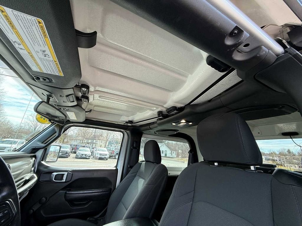 2022 Jeep Wrangler Sport