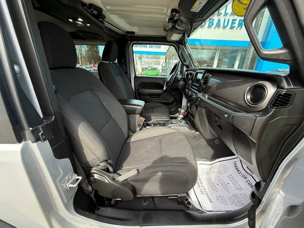 2022 Jeep Wrangler Sport