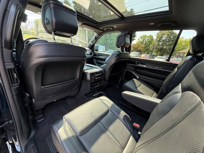 2022 Jeep Wagoneer Series III