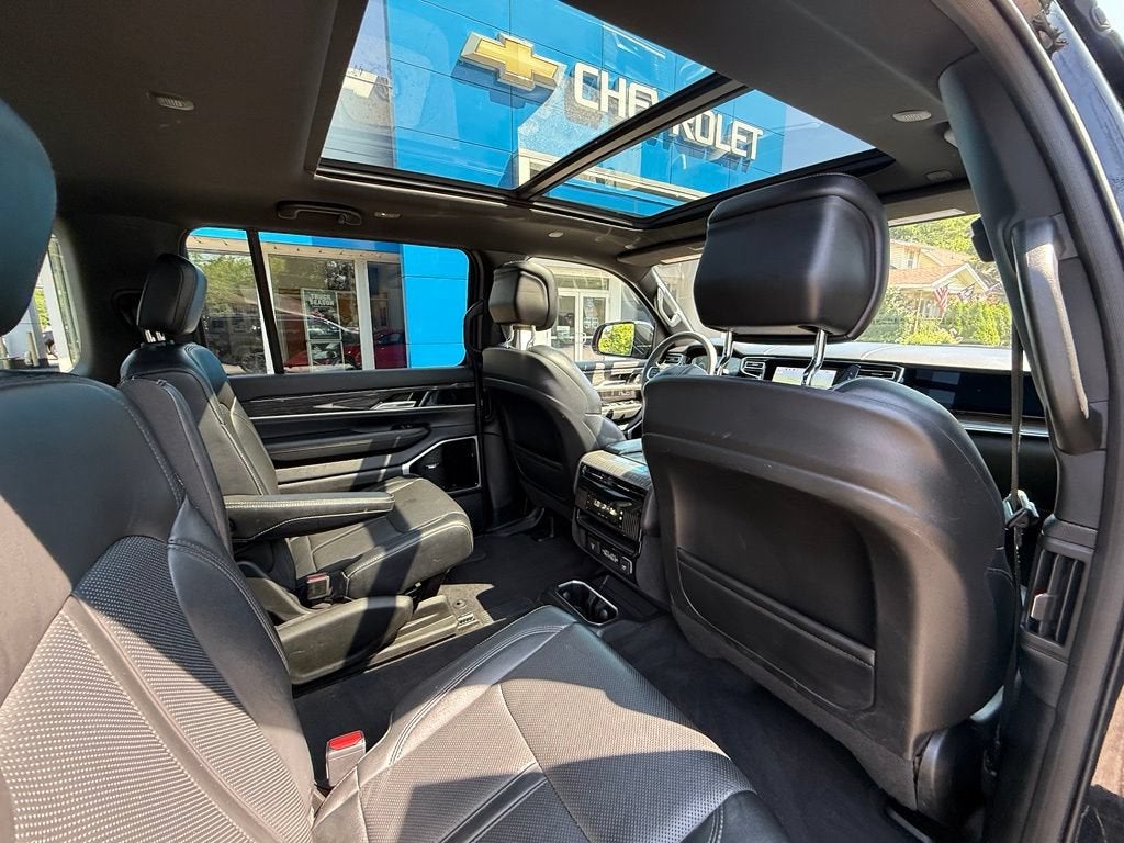 2022 Jeep Wagoneer Series III