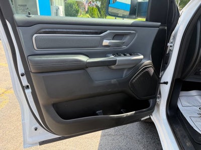 2023 RAM 1500 Big Horn Crew Cab 4x4 5'7" Box