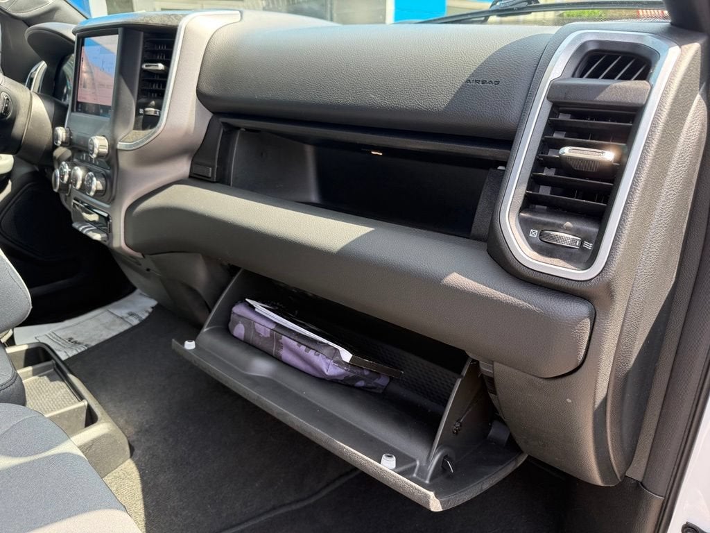 2023 RAM 1500 Big Horn Crew Cab 4x4 5'7" Box