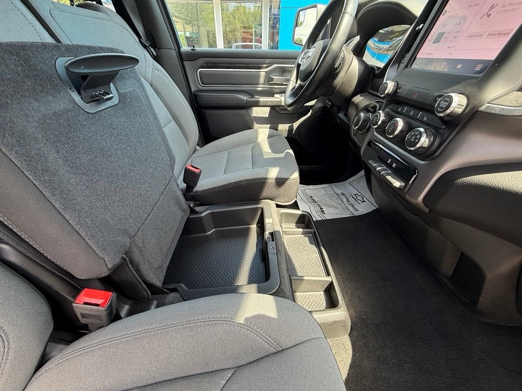 2023 RAM 1500 Big Horn Crew Cab 4x4 5'7" Box