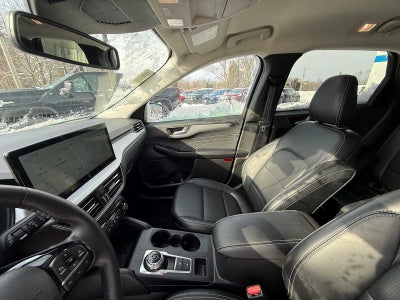 2025 Ford Escape Platinum