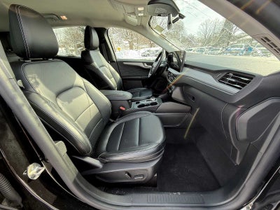 2025 Ford Escape Platinum