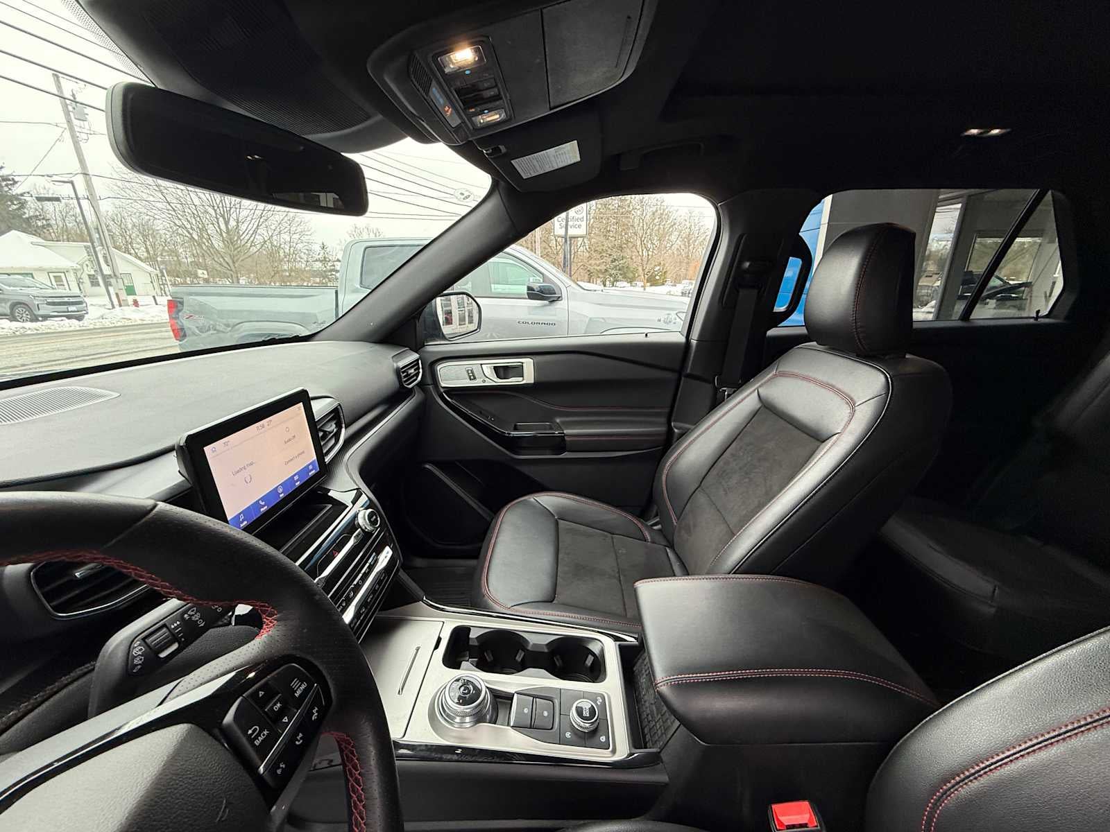 2024 Ford Explorer ST-Line