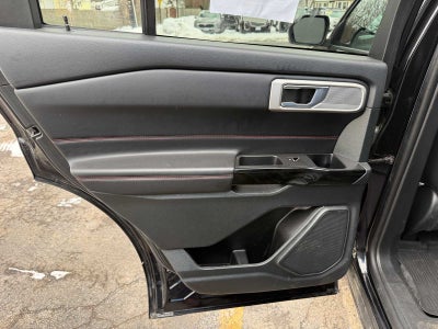 2024 Ford Explorer ST-Line