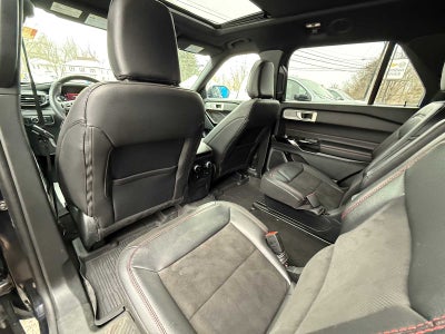2024 Ford Explorer ST-Line