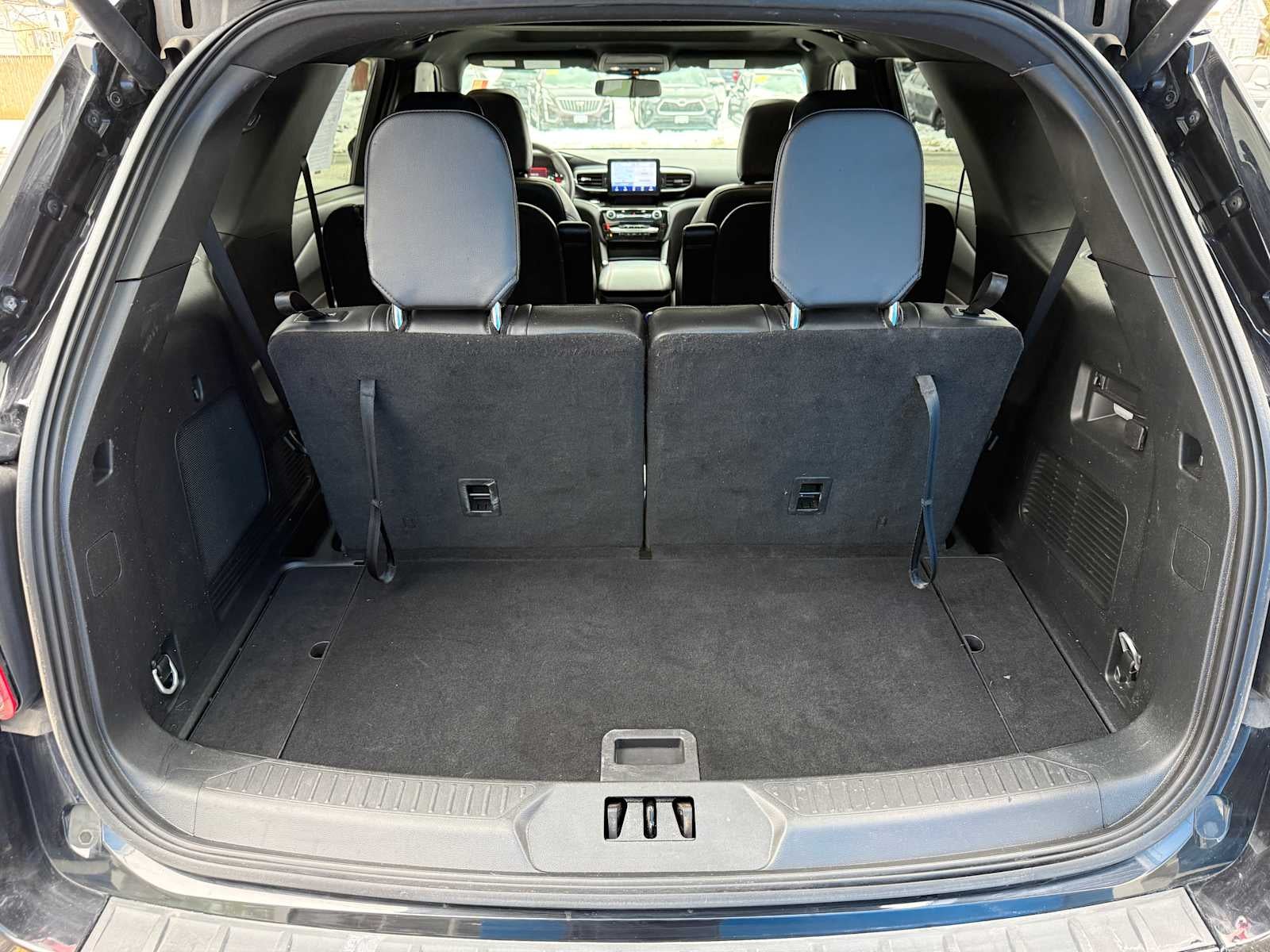 2024 Ford Explorer ST-Line