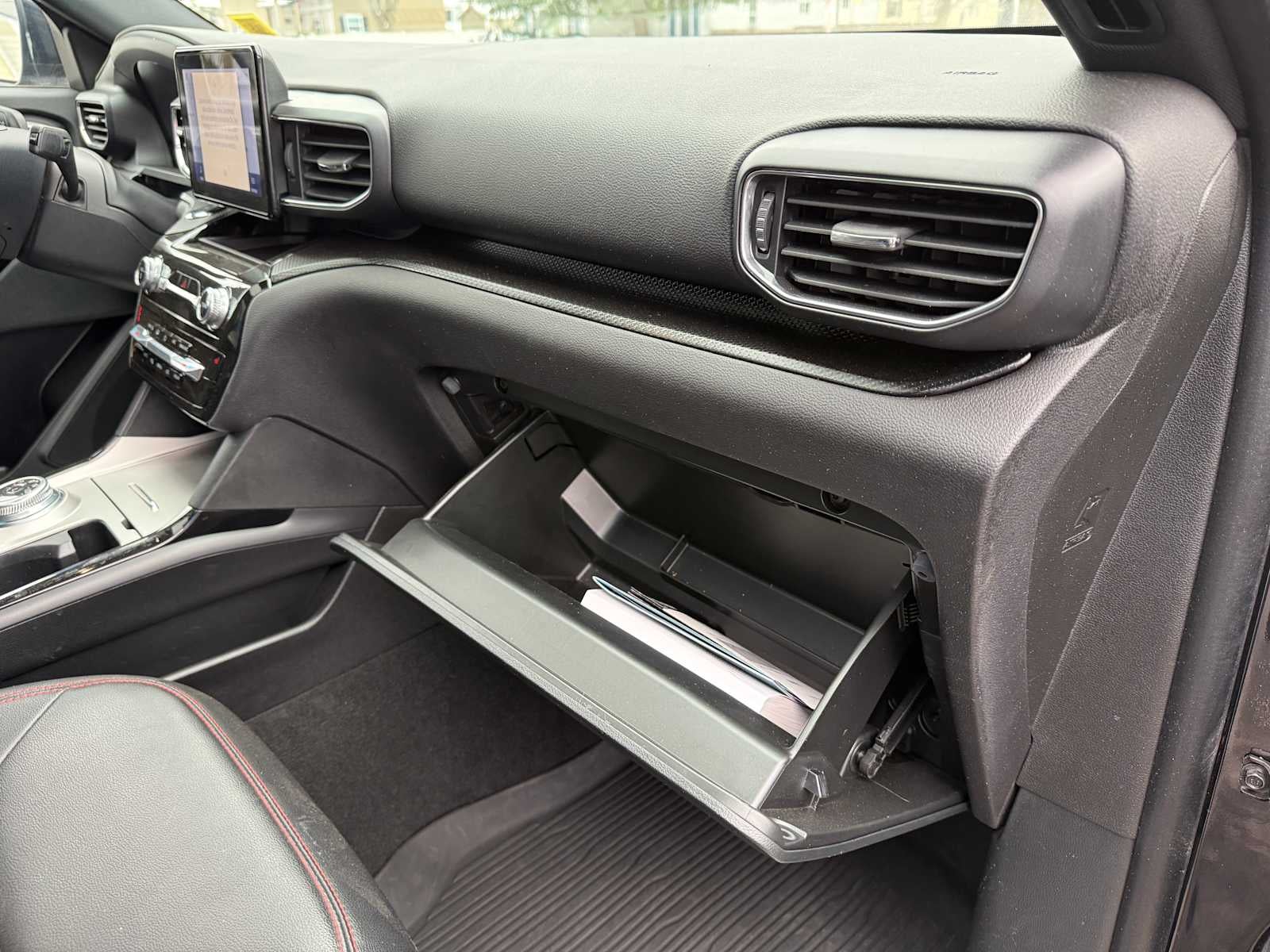 2024 Ford Explorer ST-Line