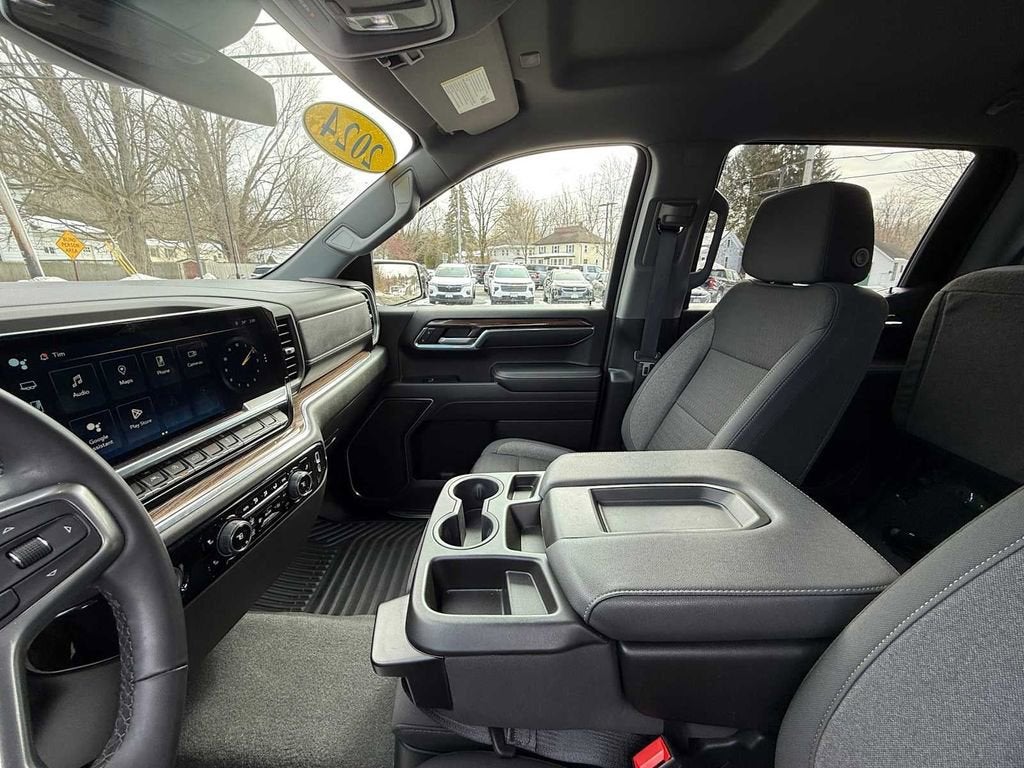 2024 Chevrolet Silverado 1500 LT (2FL)