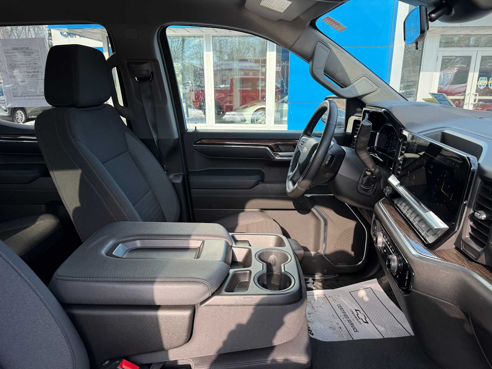 2024 Chevrolet Silverado 1500 LT (2FL)