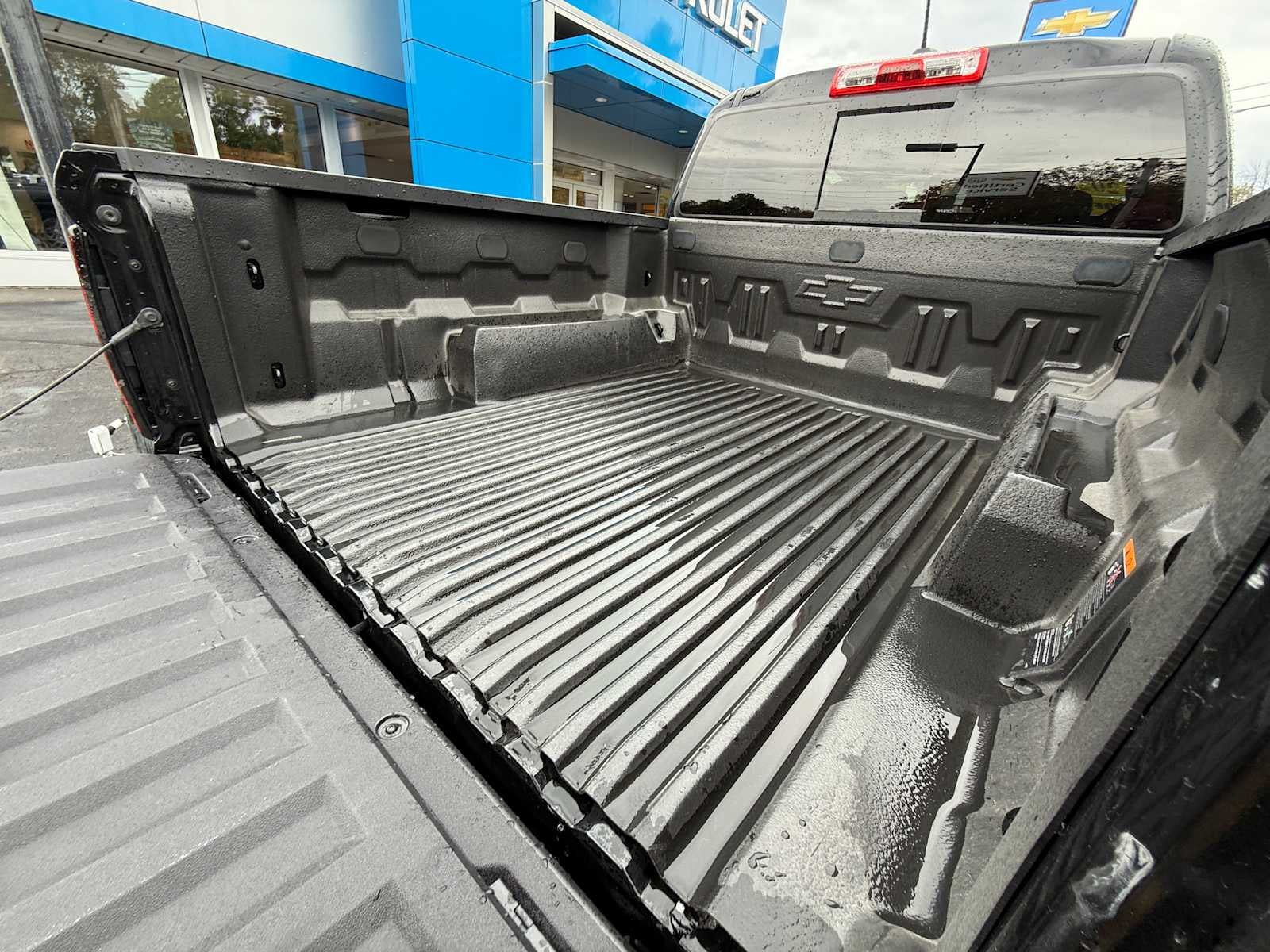 2025 Chevrolet Colorado WT/LT