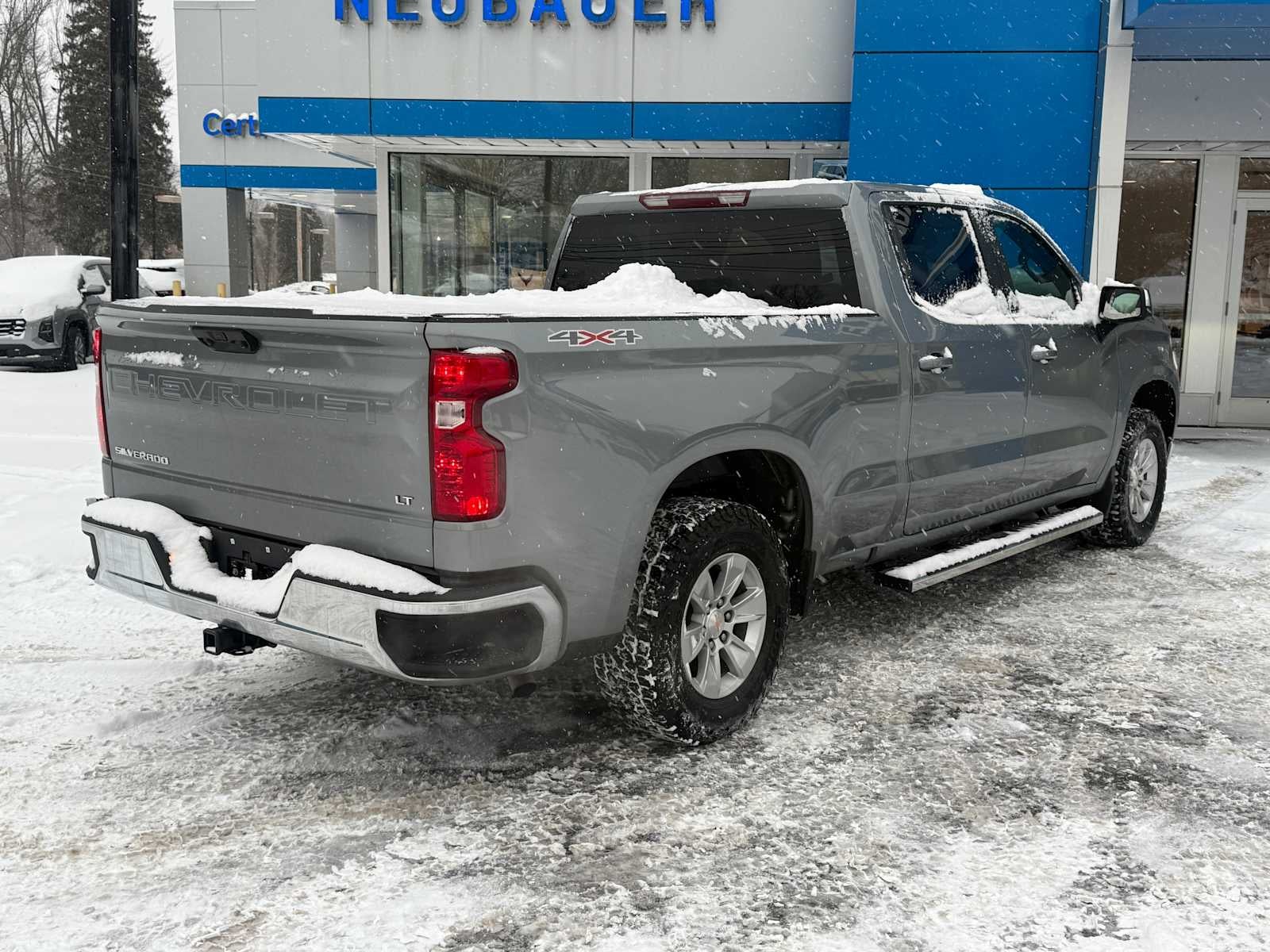 2025 Chevrolet Silverado 1500 LT
