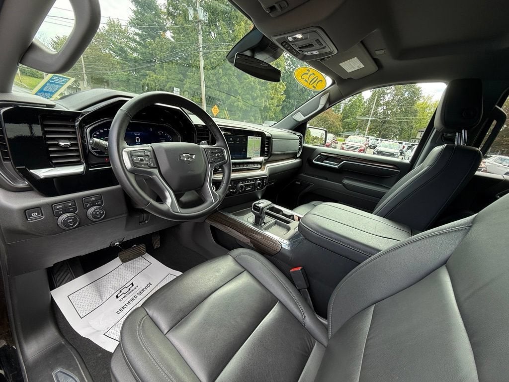 2025 Chevrolet Silverado 1500 RST