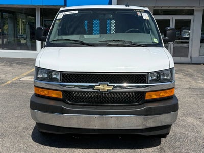 2025 Chevrolet Express Cargo WT