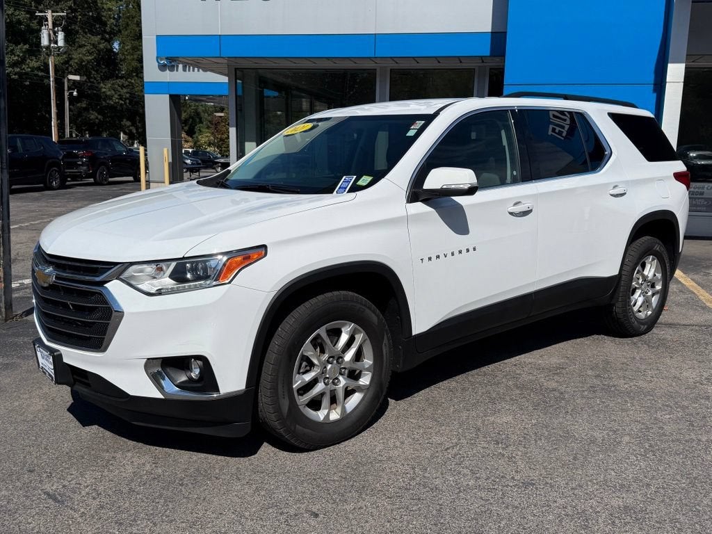 2021 Chevrolet Traverse LT Cloth