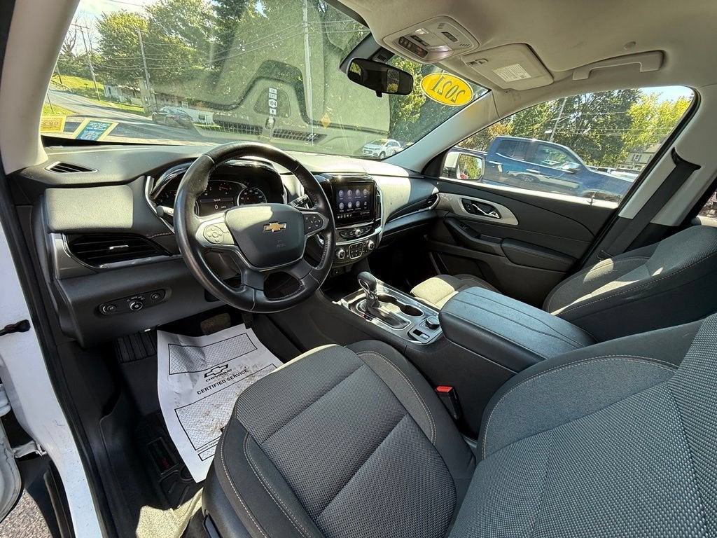 2021 Chevrolet Traverse LT Cloth