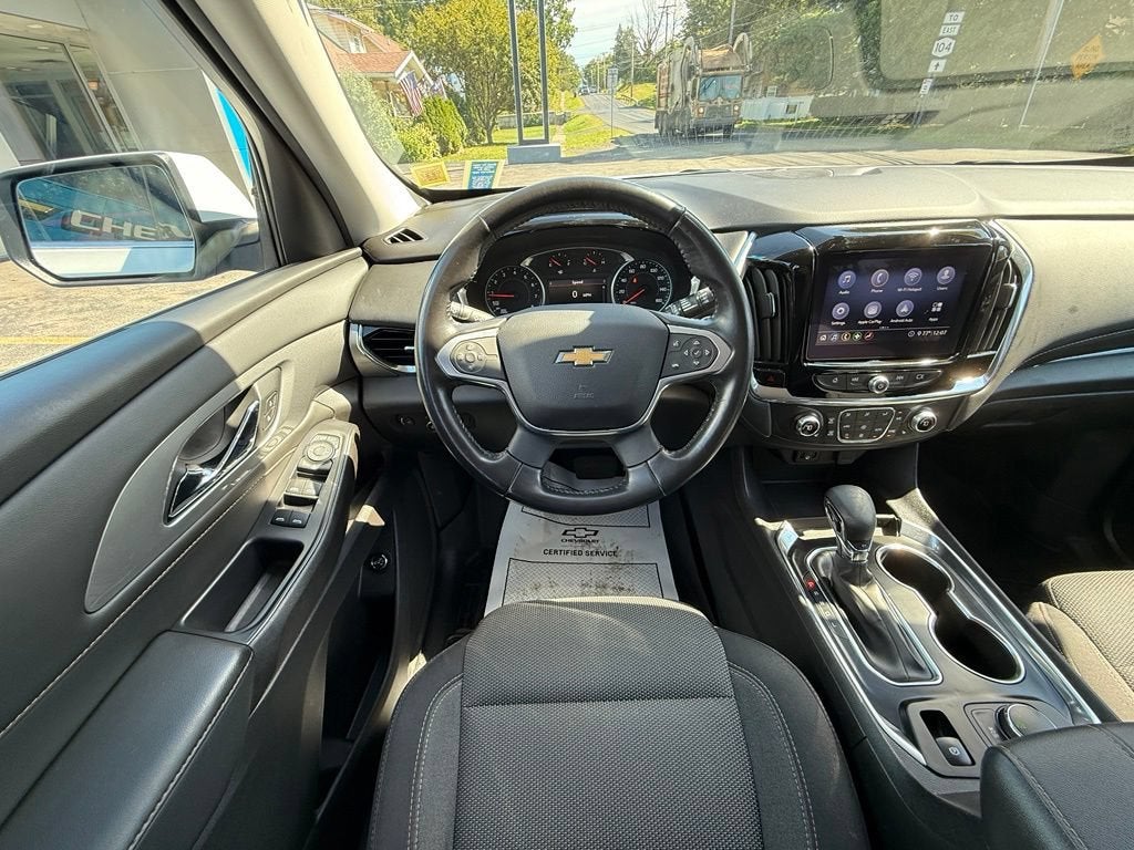 2021 Chevrolet Traverse LT Cloth