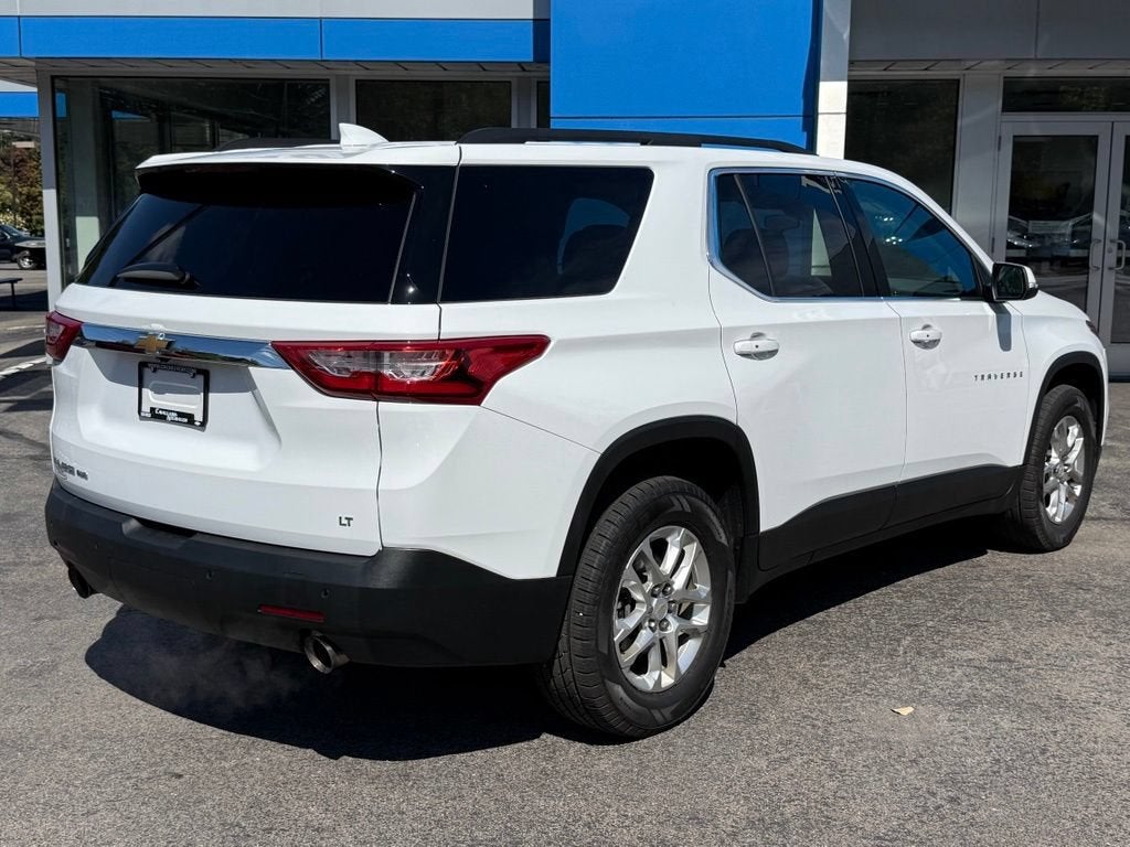 2021 Chevrolet Traverse LT Cloth