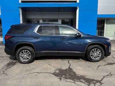 2022 Chevrolet Traverse LT Cloth