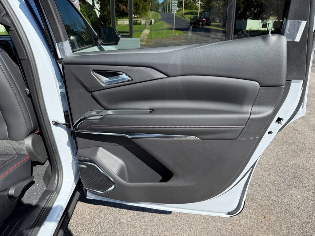 2027 Chevrolet Traverse RS