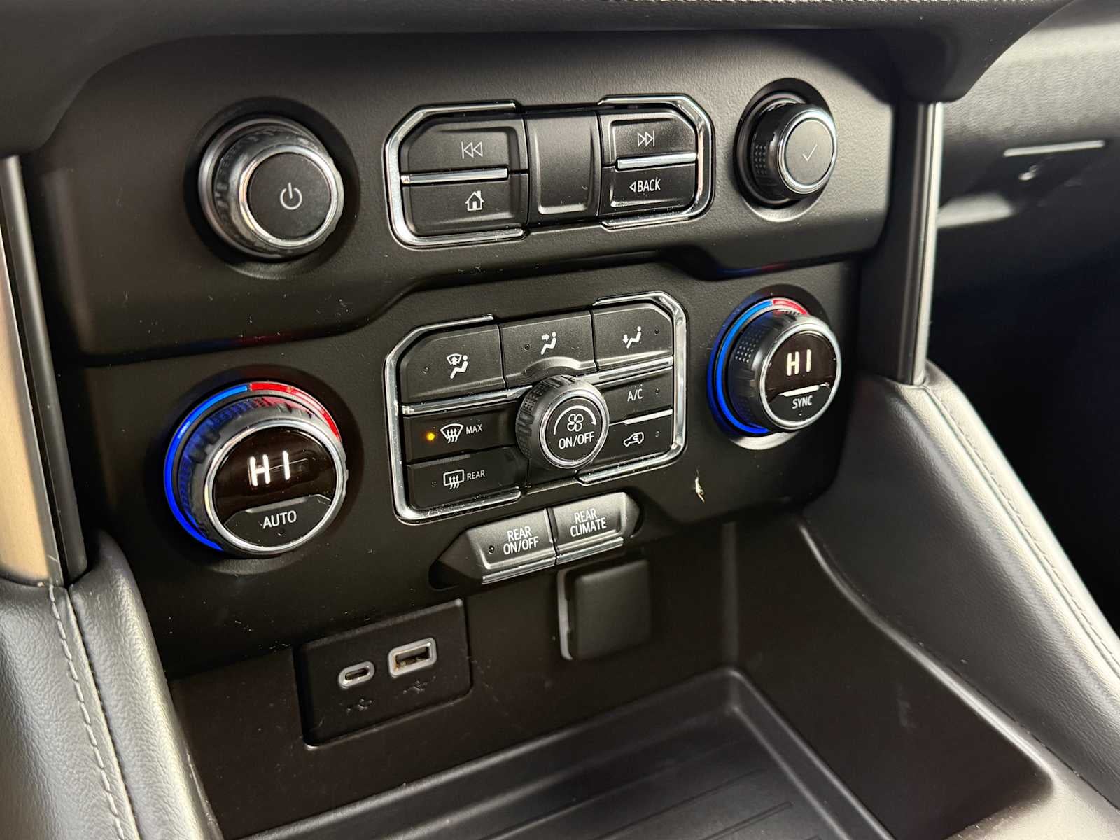 2021 Chevrolet Tahoe LS