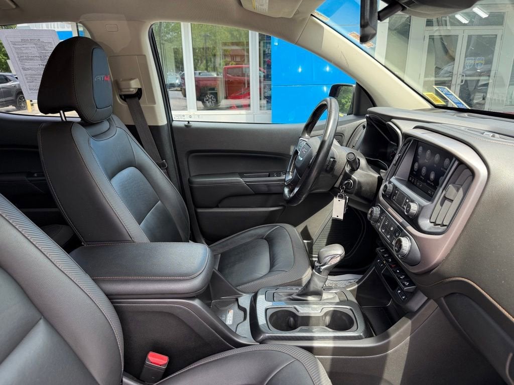 2022 GMC Canyon AT4 - Leather