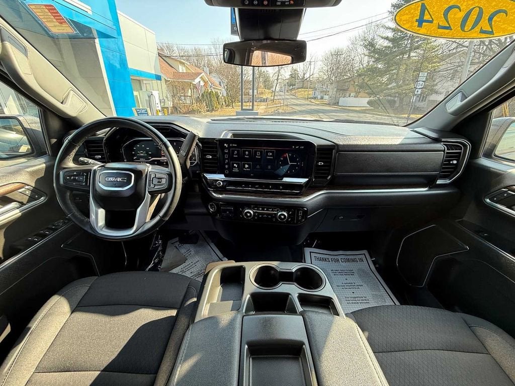 2024 GMC Sierra 1500 Elevation