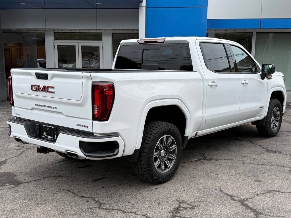 2024 GMC Sierra 1500 AT4
