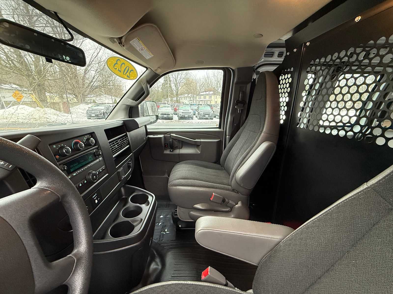 2023 GMC Savana Cargo 2500 Work Van