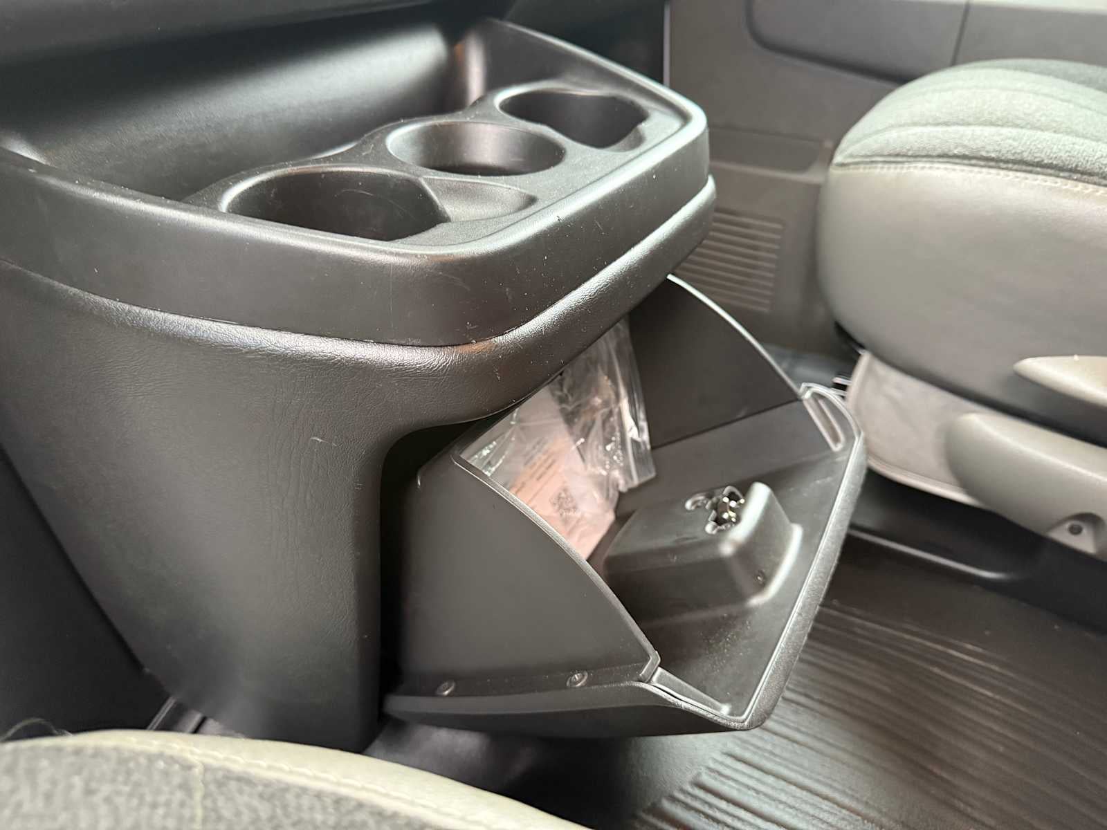 2023 GMC Savana Cargo 2500 Work Van