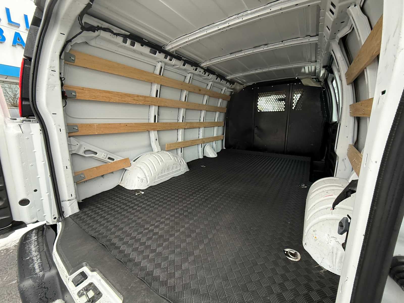 2023 GMC Savana Cargo 2500 Work Van