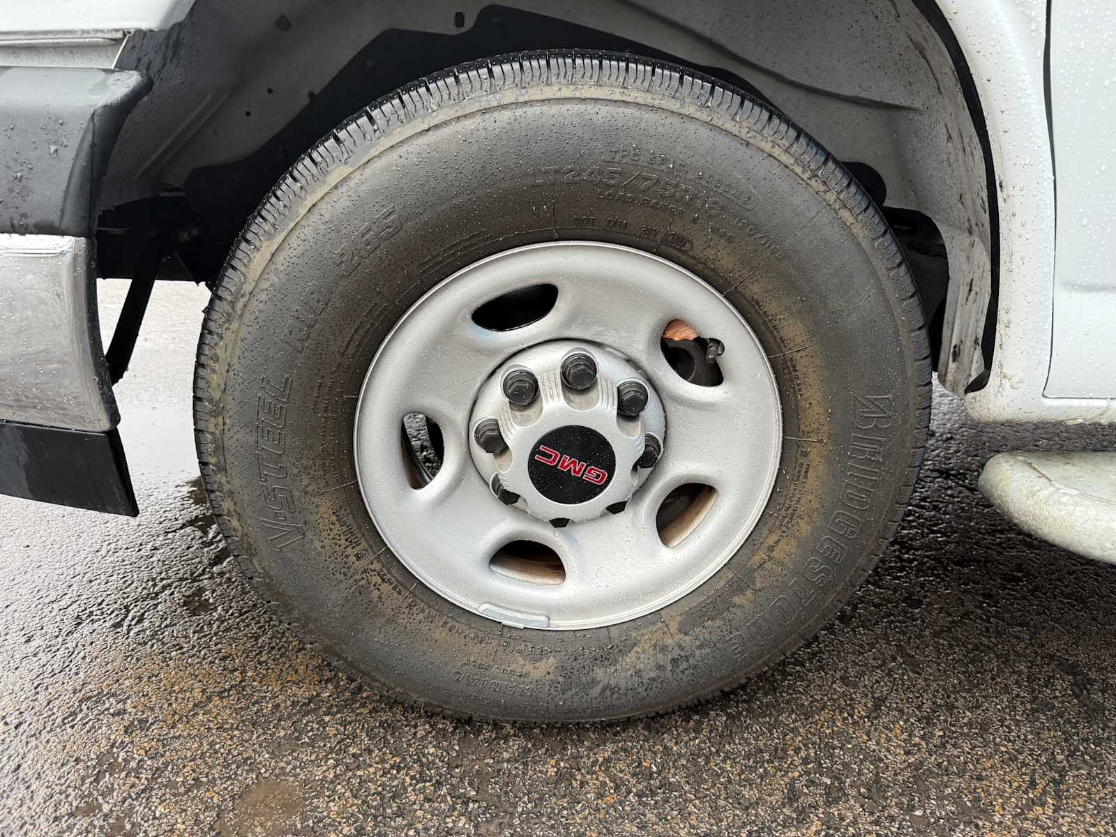 2023 GMC Savana Cargo 2500 Work Van