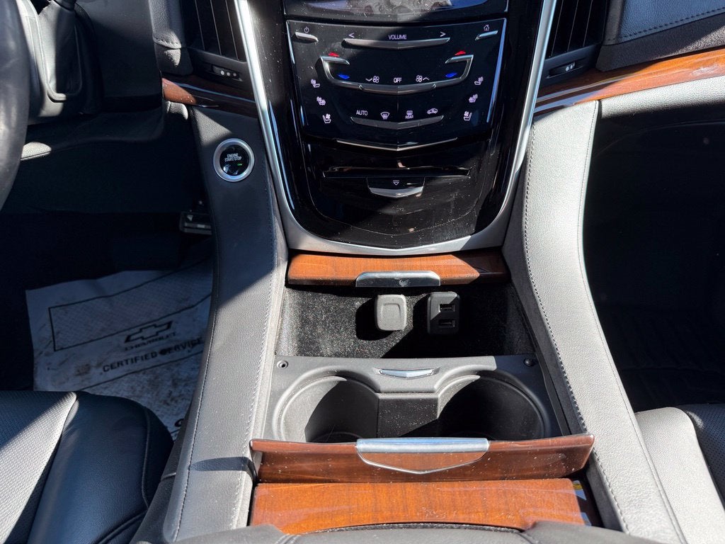 2020 Cadillac Escalade Luxury