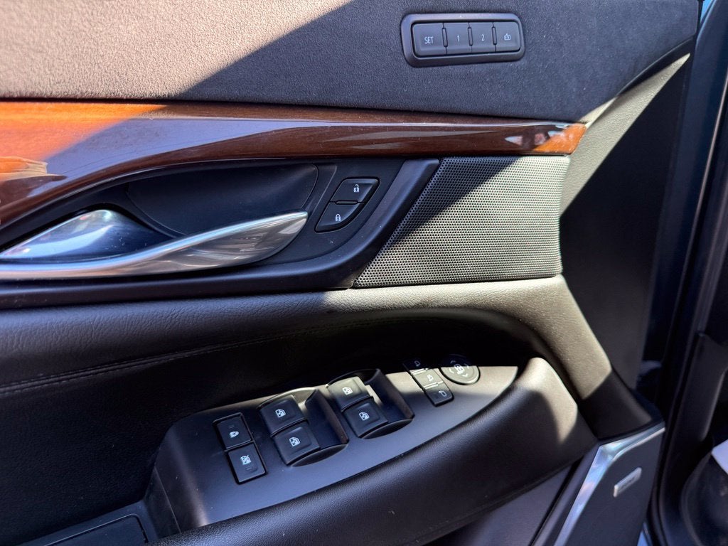 2020 Cadillac Escalade Luxury