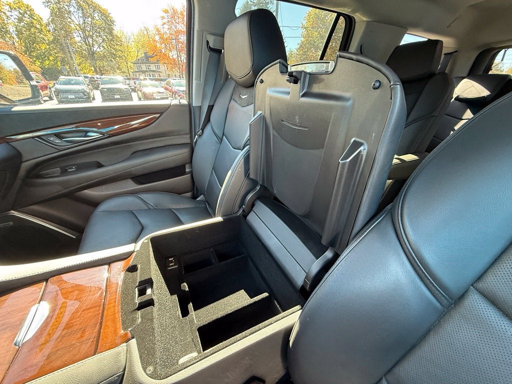 2020 Cadillac Escalade Luxury