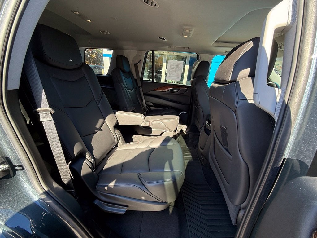2020 Cadillac Escalade Luxury