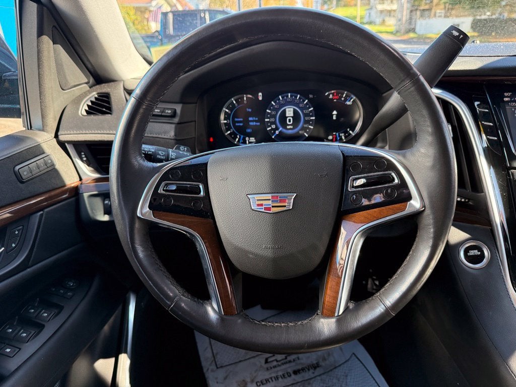 2020 Cadillac Escalade Luxury