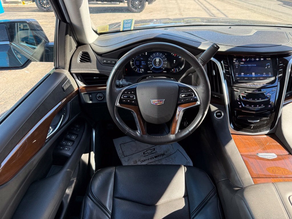 2020 Cadillac Escalade Luxury