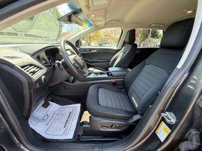 2020 Ford Edge SE