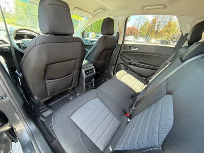 2020 Ford Edge SE