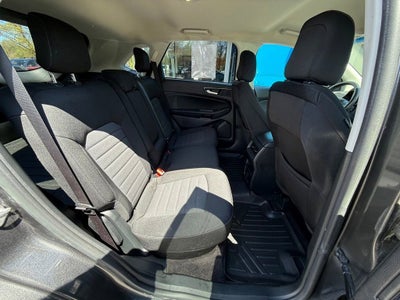 2020 Ford Edge SE