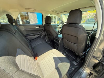 2020 Ford Edge SE