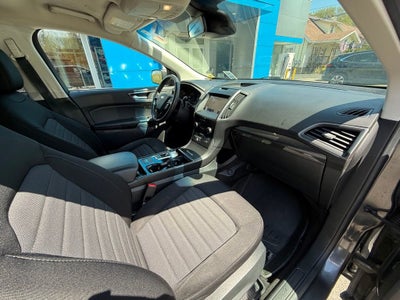 2020 Ford Edge SE