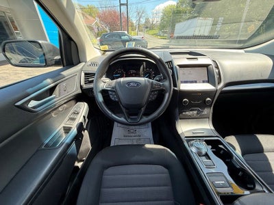 2020 Ford Edge SE