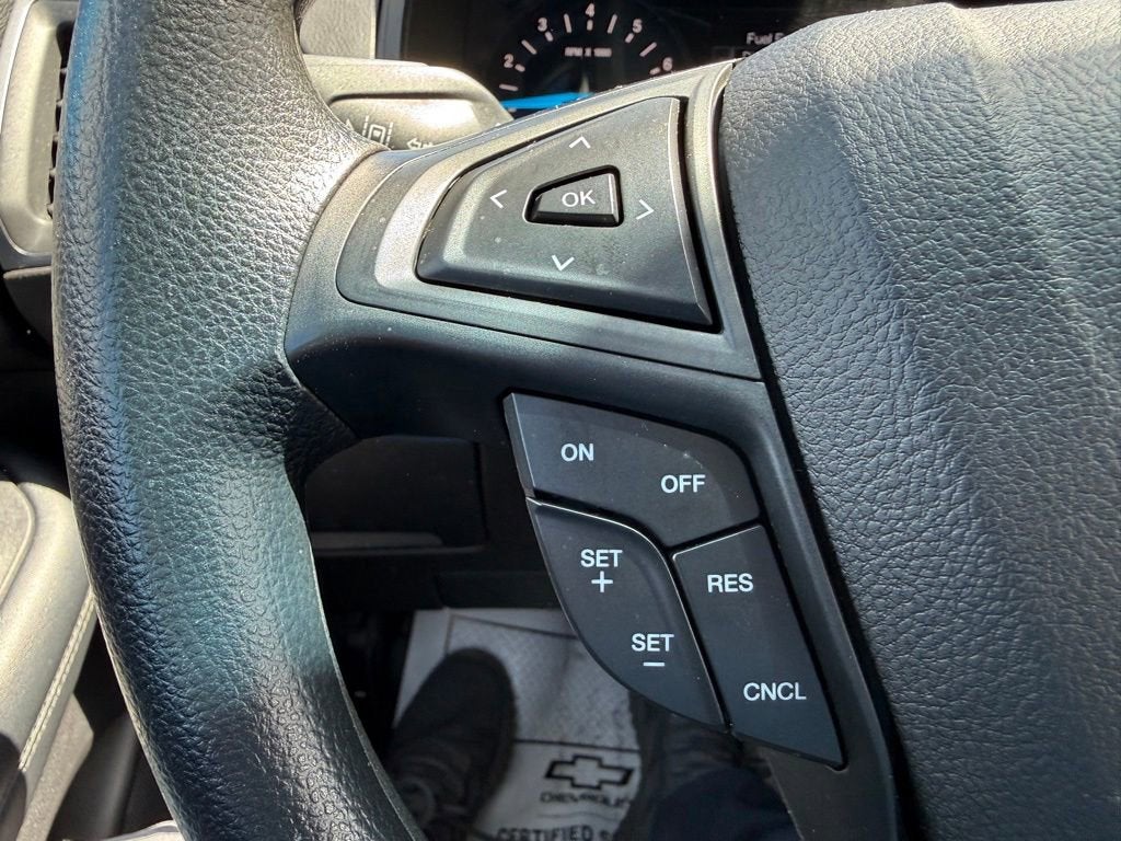 2020 Ford Edge SE