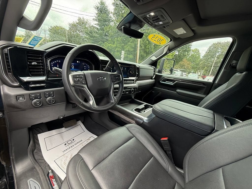 2025 Chevrolet Silverado 3500 HD LTZ