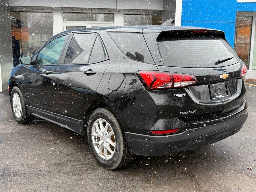 2022 Chevrolet Equinox LS